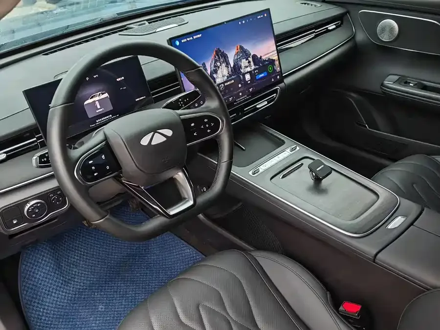Chery Fengyun A8L Fengyun A8L 2025 1.5TGDI 145km Comfort Edition 2025 — миниатюра 2
