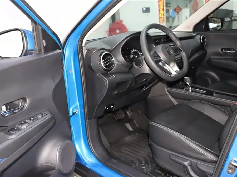 Nissan Kicks Kicks 2022 1.5L CVT XV TOP Flagship Edition 2023 — миниатюра 3