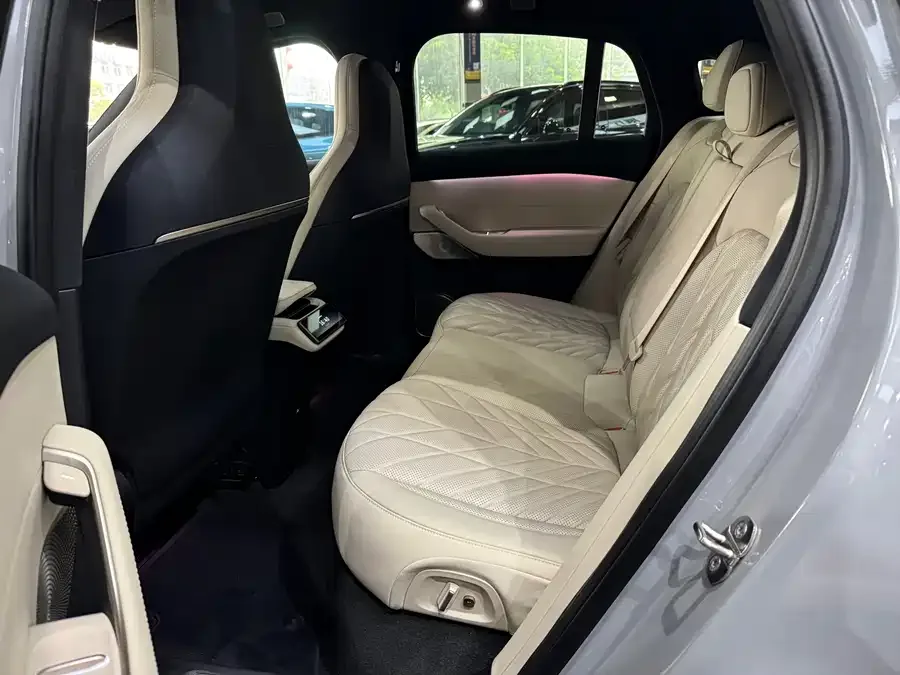 NIO EC6 NIO EC6 2025 75kWh 2025 — миниатюра 4