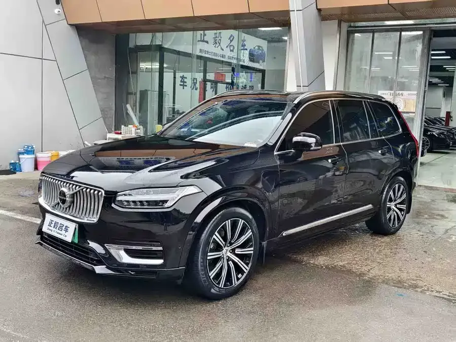 Volvo XC90 Plug-in Hybrid 2022