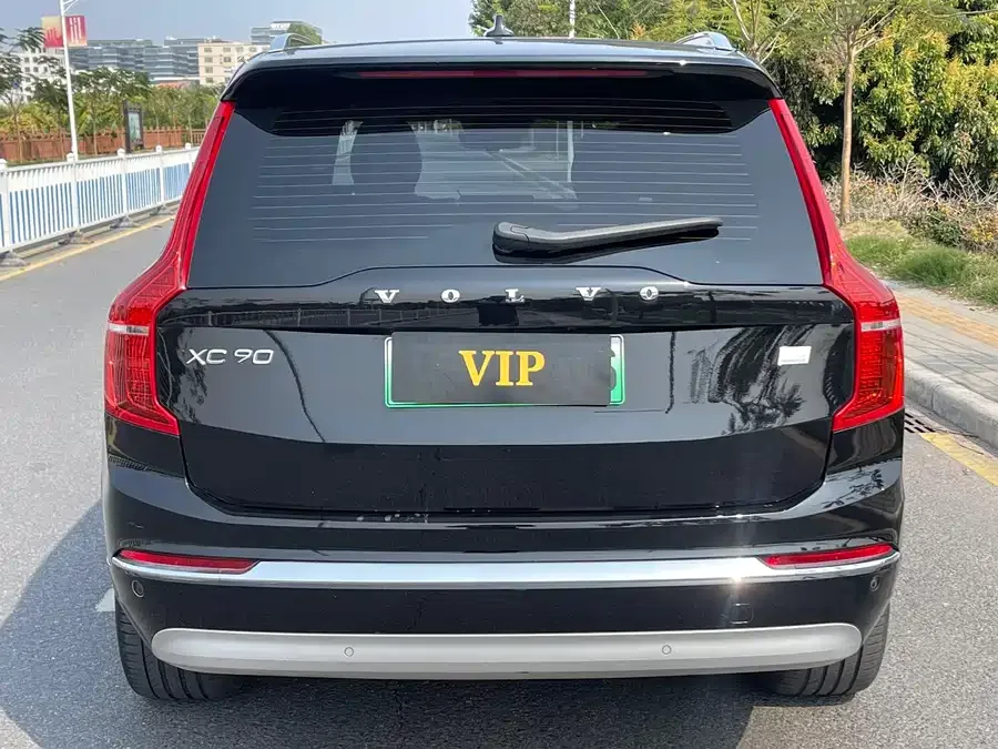 Volvo XC90 Plug-in Hybrid Volvo XC90 plug-in hybrid 2022 model facelift E-drive hybrid T8 Zhizun luxury version 7 seats 2022 — миниатюра 2