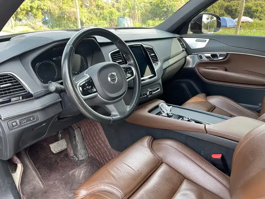 Volvo XC90 Plug-in Hybrid Volvo XC90 plug-in hybrid 2022 model facelift E-drive hybrid T8 Zhizun luxury version 7 seats 2022 — миниатюра 5