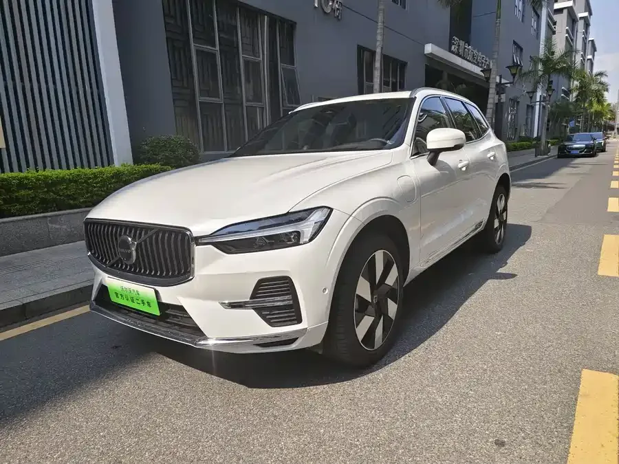 Volvo XC60 Plug-in Hybrid 2023
