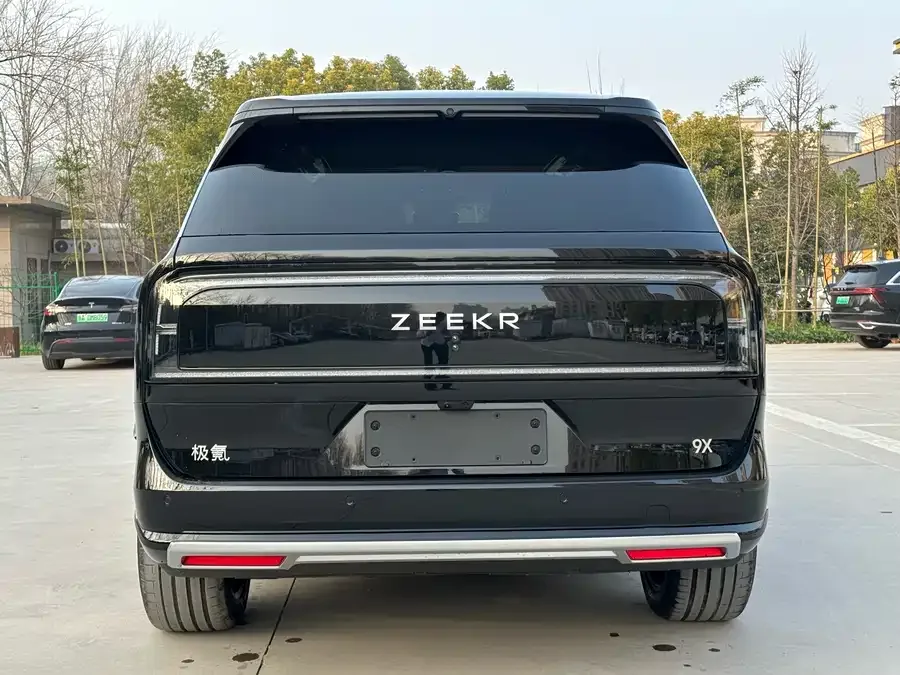 Zeekr 9X Extreme Krypton 9X 2025 Hyper Edition 70kWh 2026 — миниатюра 2