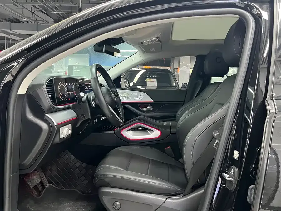 Mercedes-Benz GLE Coupe Mercedes-Benz GLE Coupe 2024 GLE 350 4MATIC Coupe SUV Luxury 2024 — миниатюра 4