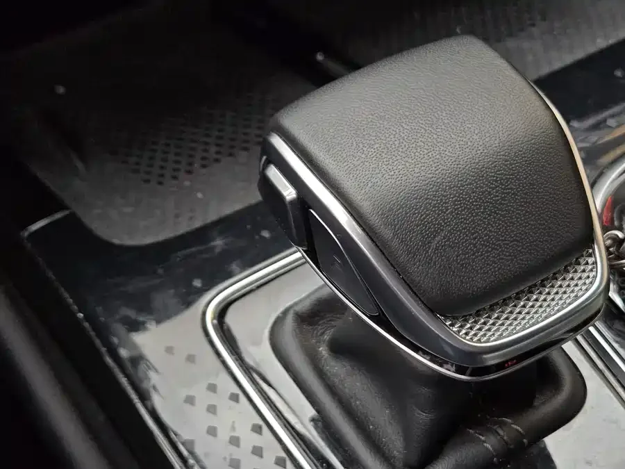 Hongqi HS3 PHEV Hongqi HS3 PHEV 2024 115km Jinwei Edition 2025 — миниатюра 5