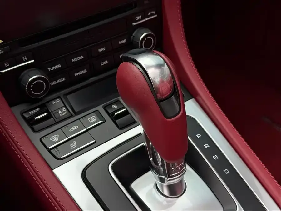 Porsche 718 2022 Boxster 2.0T 2023 — миниатюра 4