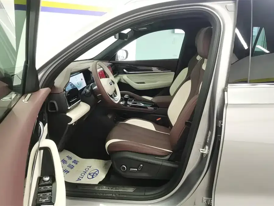 Geely Monjaro Xingyue L 2024 2.0TD High Power Automatic 2WD Yunqi Edition 2024 — миниатюра 3
