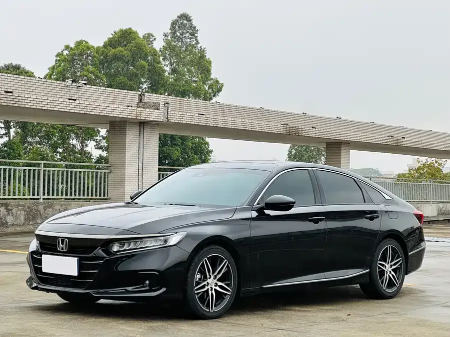 Honda Accord 2022 Accord 260TURBO Fantasy Night Premium Edition 2023 — фото 1, купить с доставкой в Москву