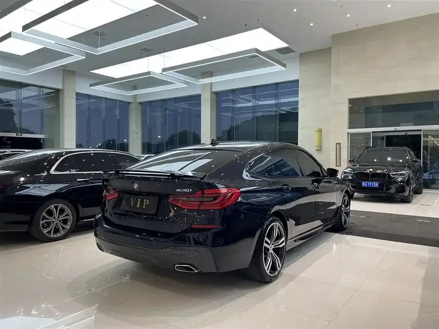 BMW 6 Series GT 2021 630i M Sport Package 2022 — миниатюра 2
