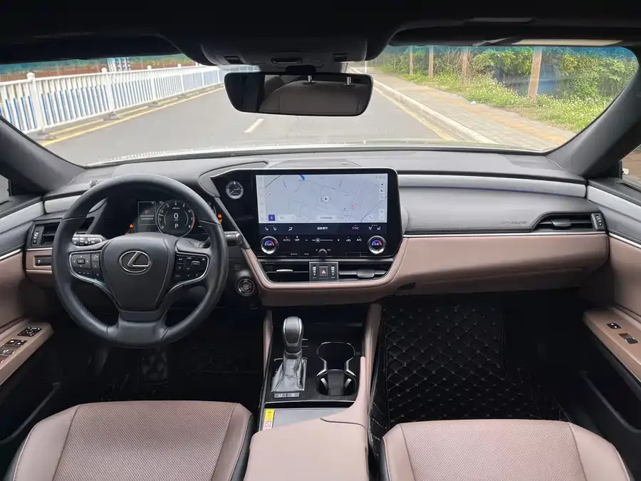 Lexus ES 2025 200 Premium Edition 2024 — миниатюра 5