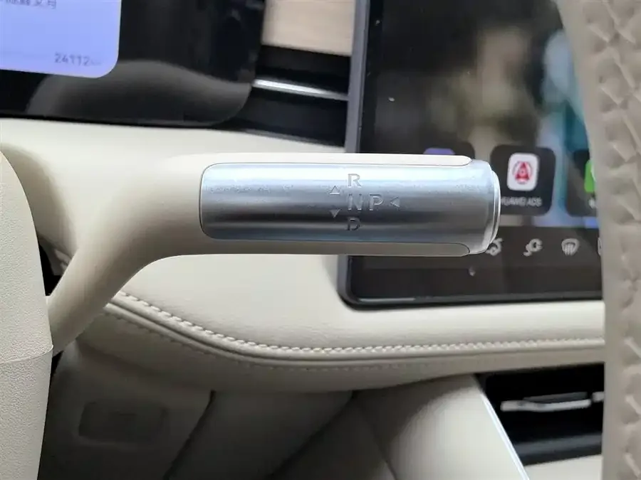 AITO M5 M5 2025 Extended Range Ultra Rear-wheel Drive 2025 — миниатюра 4