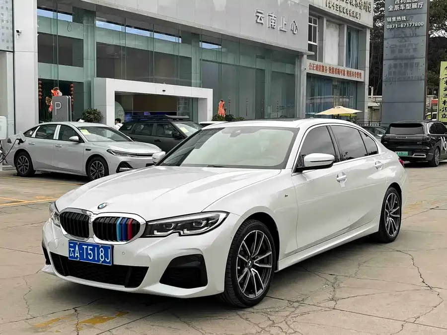 BMW 3 Series 2022