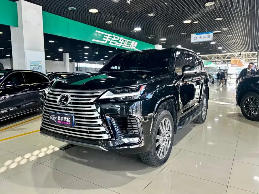 Lexus LX 2026