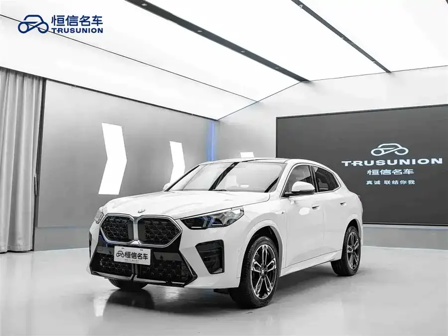 BMW X2 2025