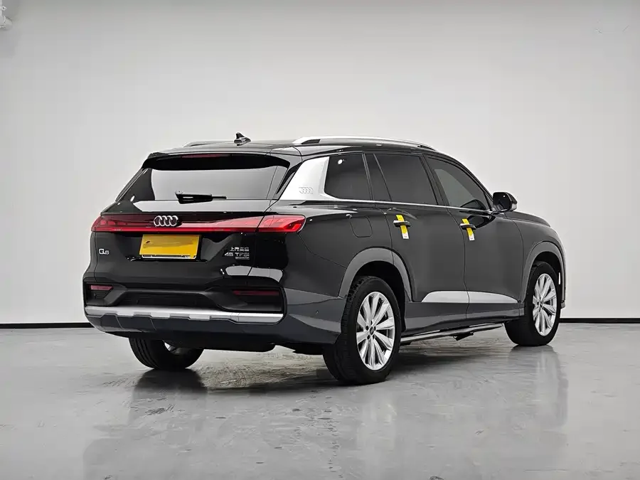 Audi Q6 2024 45 TFSI quattro Qiyun Yulin Package 6 Seaters 2024 — миниатюра 2