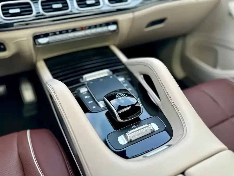 Mercedes-Benz GLS Mercedes-Benz GLS 2022 Model 2 GLS 450 4MATIC Luxury Edition 2022 — миниатюра 2