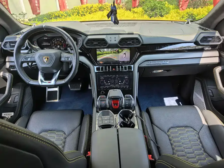 Lamborghini Urus Urus 2022 4.0T V8 Performante 2022 — миниатюра 3