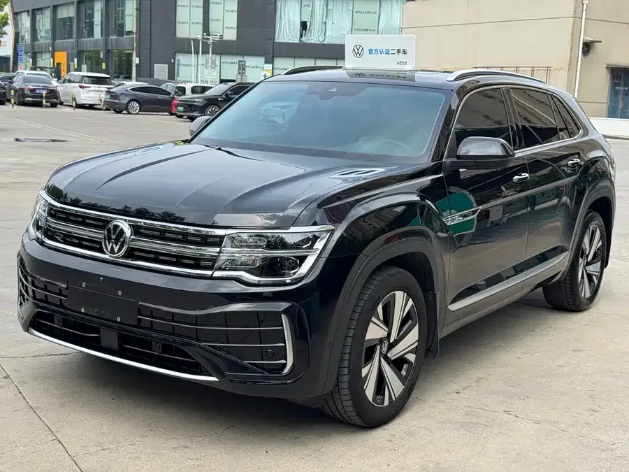 Volkswagen Teramont 2023 Touron Touron X 380TSI 4WD Luxury Edition 2023 — фото 1, купить с доставкой в Москву