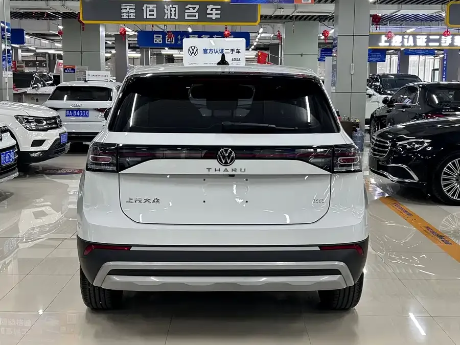 Volkswagen Tiguan (Tharu) Tuyue 2025 New 1.5L Ruijin Edition 2024 — миниатюра 4