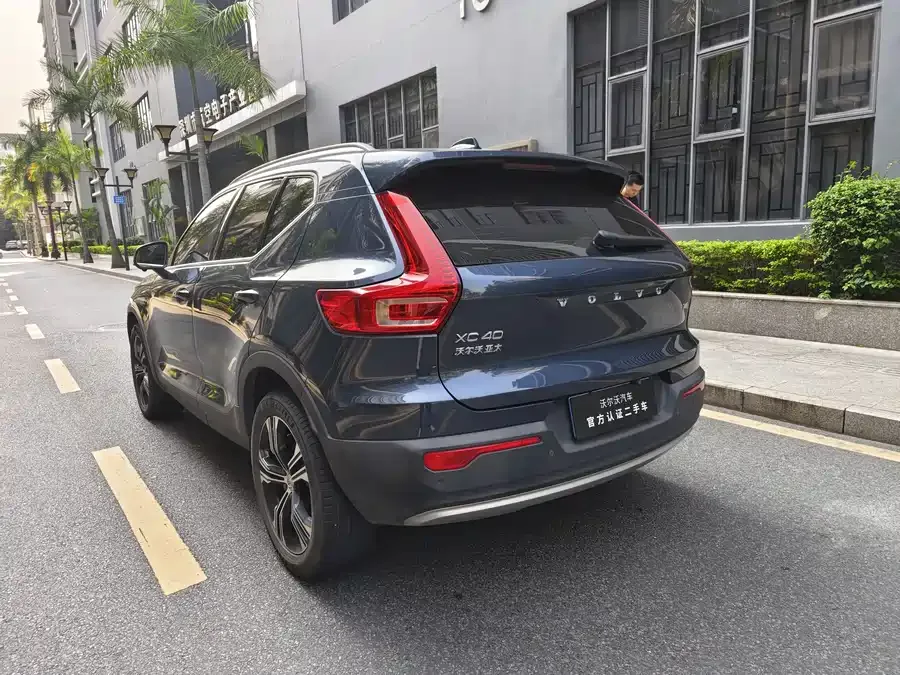 Volvo XC40 2022 T4 four-wheel drive Zhiyuan luxury version 2022 — миниатюра 5