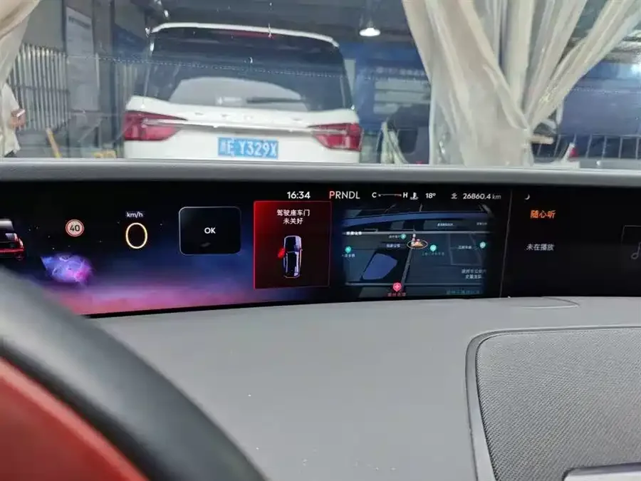 Lincoln Navigator Navigator 2023 2.0T 4WD Hybrid Edition 2024 — миниатюра 4