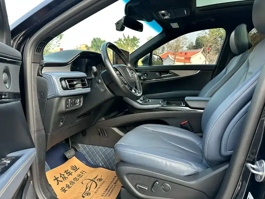 Lincoln Navigator Navigator 2021 2.0T 4WD Elegant Edition 2022 — миниатюра 4