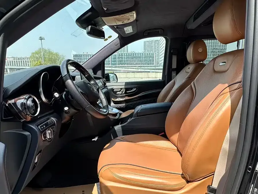 Mercedes-Benz Class V Mercedes-Benz V-Class 2021 V 260 L Long Wheelbase Premium Edition 2022 — миниатюра 4