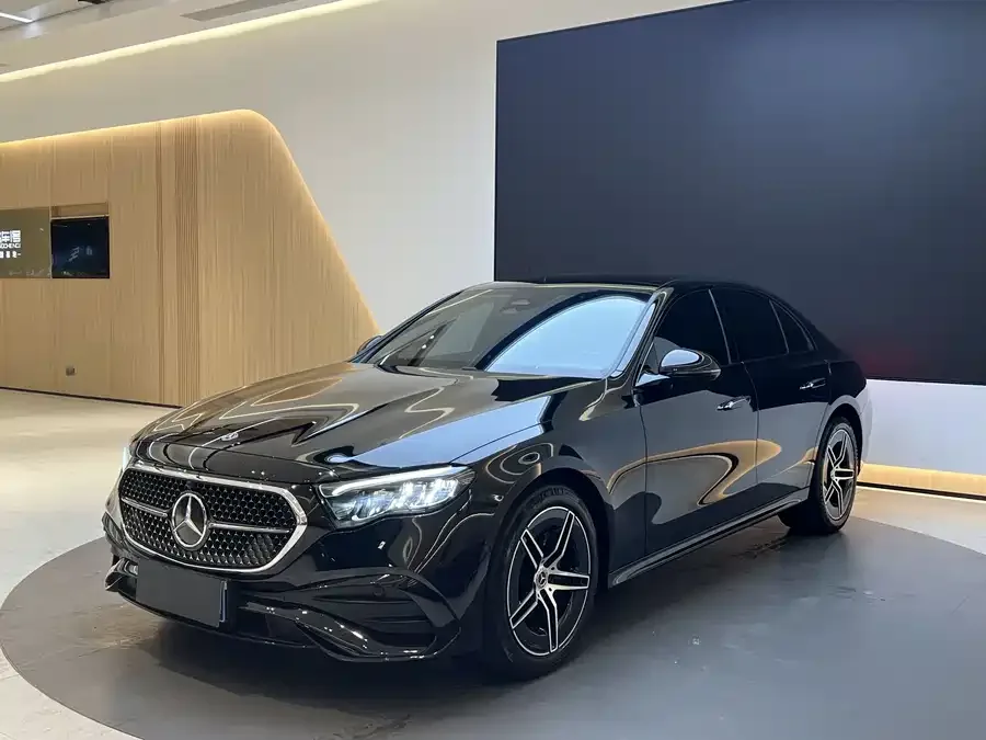 Mercedes-Benz E-Class 2024