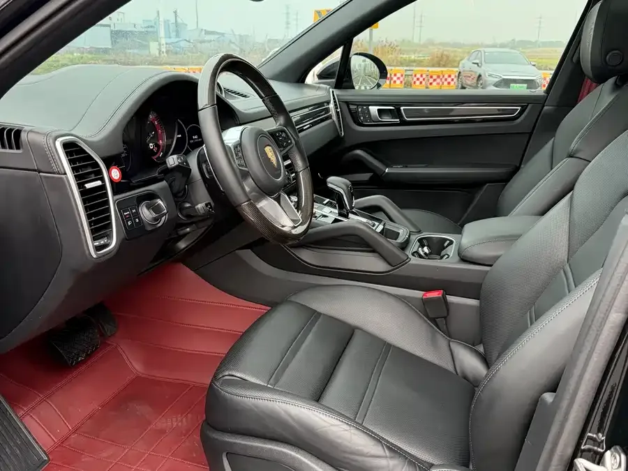 Porsche Cayenne New Energy Cayenne New Energy 2023 Cayenne E-Hybrid 2.0T 2023 — миниатюра 2
