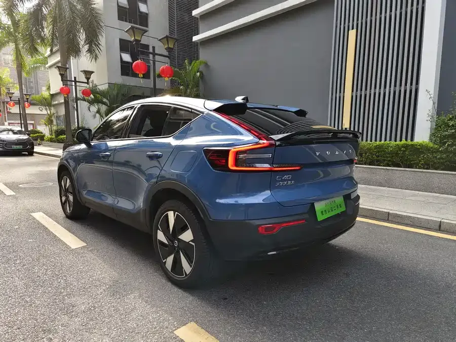 Volvo C40 2024 Long Range PRO 2023 — миниатюра 5