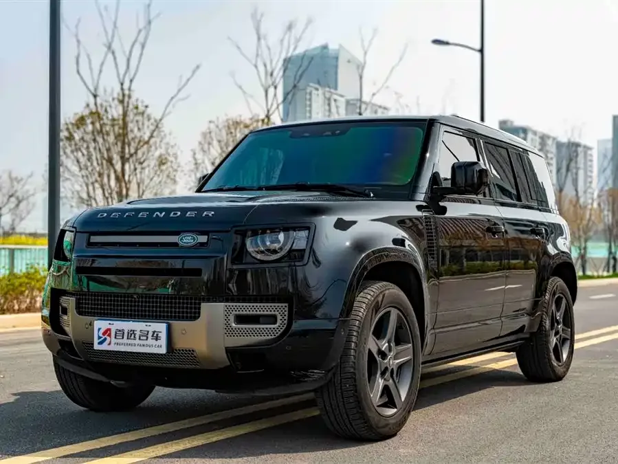 Land Rover guard 2025