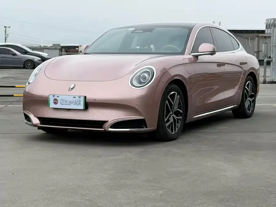 ORA lightning cat Euler Lightning Cat 2022 555km Premium Edition 2023 — фото 1, купить с доставкой в Москву