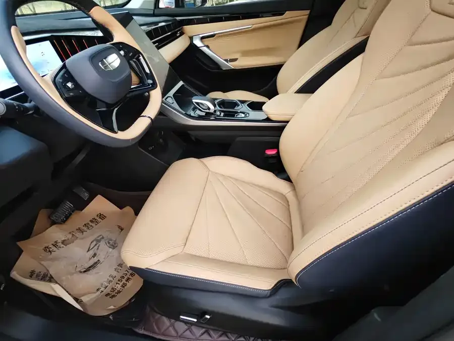 Geely Atlas L Boyue L 2023 1.5TD DCT Premium Edition 2023 — миниатюра 2