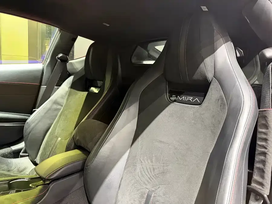 Lotus EMIRA EMIRA 2021 2.0T DCT First Edition 2024 — миниатюра 3
