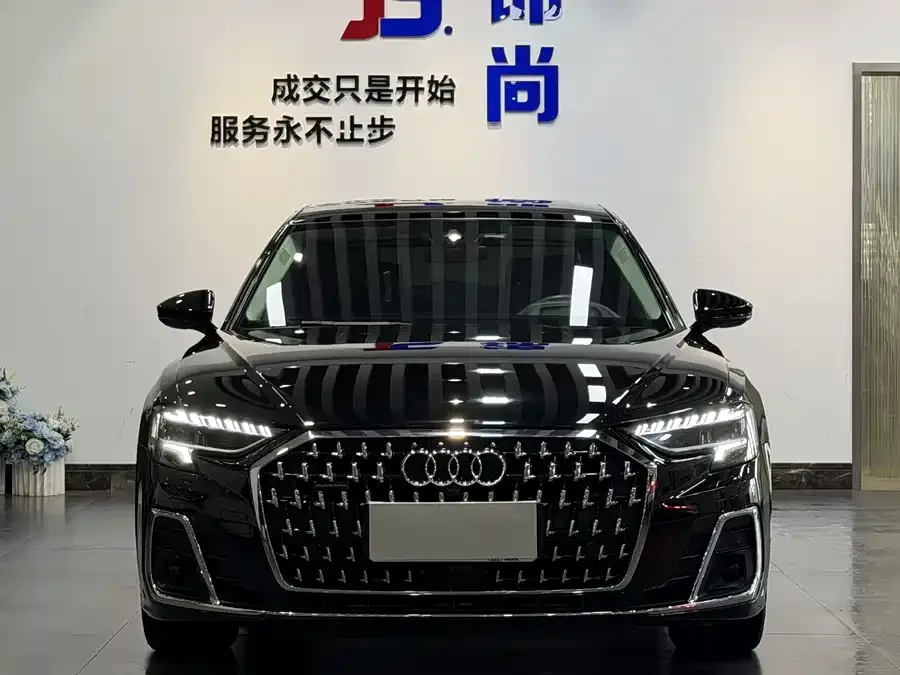 Audi A8 2023 A8L 55 TFSI quattro Flagship 2022 — миниатюра 2