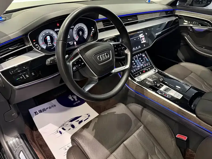 Audi A8 2023 A8L 55 TFSI quattro Flagship 2022 — миниатюра 3