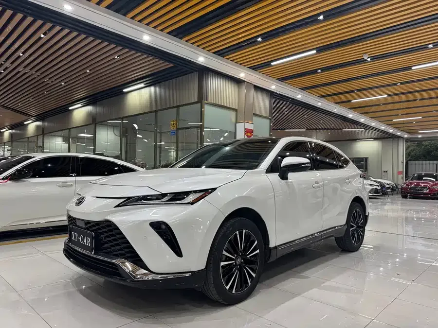 Toyota Venza Venza 2022 2.0L CVT 2WD Premium Edition 2022 — миниатюра 2