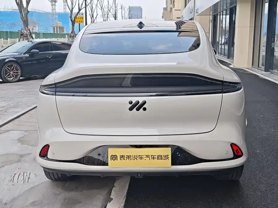 IM Motors LS6 Zhiji LS6 2023 Max Standard Edition 2024 — миниатюра 2