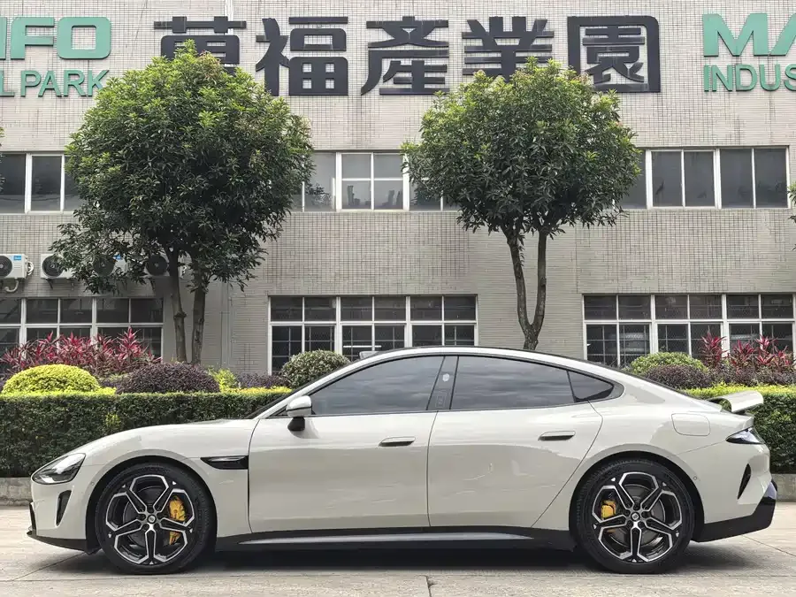 Xiaomi SU7 Xiaomi SU7 2024 four-wheel drive ultra-long battery life high-end intelligent driving Max version 2024 — миниатюра 4