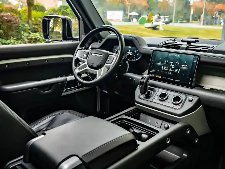 Land Rover guard Land Rover Defender 2023 110 3.0T P400 X-DYNAMIC HSE 2022 — миниатюра 3