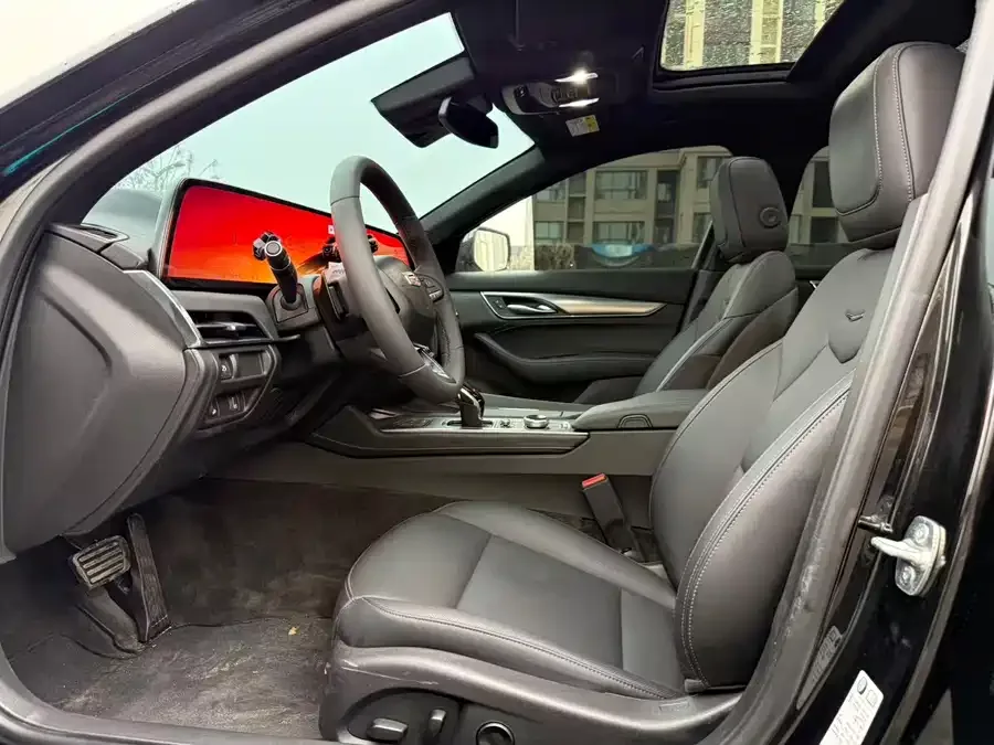 Cadillac CT5 2025 28T City Sports Edition 2025 — миниатюра 2