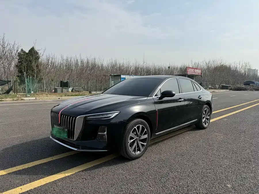 Hongqi H5 PHEV Hongqi H5 PHEV 2025 130 Super Hybrid Edition 2025 — фото 1, купить с доставкой в Москву