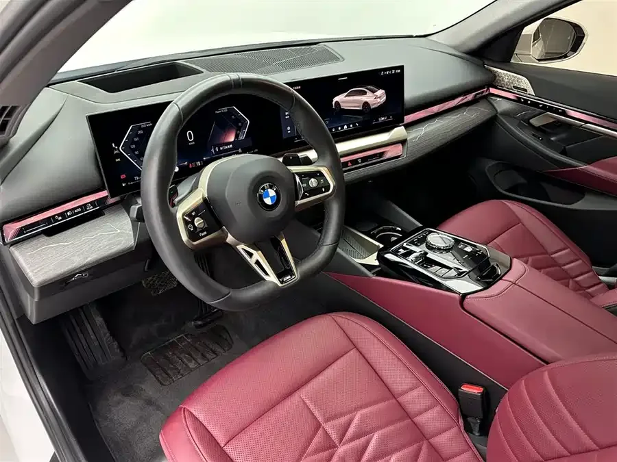 BMW 5 Series BMW 5 Series 2025 530Li Exclusive M Sport Package 2025 — миниатюра 5