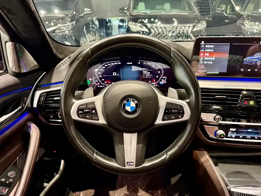 BMW 5 Series BMW 5 Series (Imported) 2021 facelift 540i Fashion Edition M Sports Package 2022 — миниатюра 3