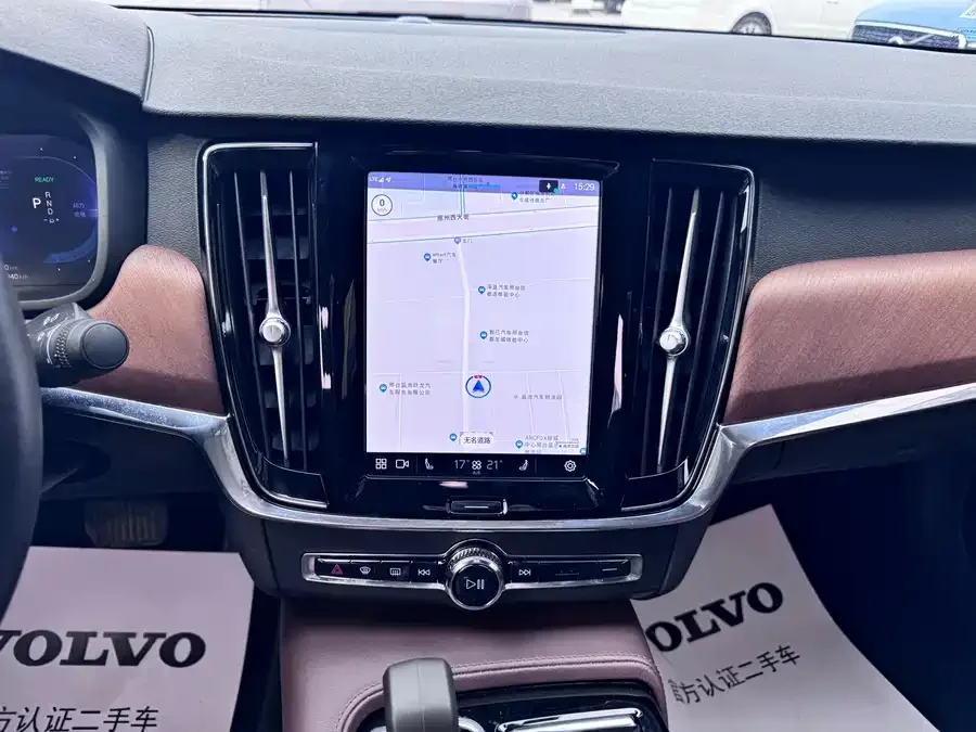 Volvo S90 plug-in hybrid 2023 T8 plug-in hybrid four-wheel drive long-range Zhiyi luxury version 2023 — миниатюра 3