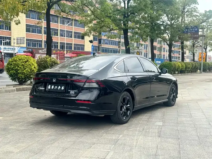 Honda Accord Accord 2024 260TURBO Luxury Edition 2024 — миниатюра 2