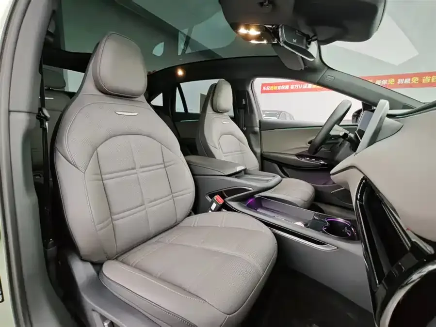 Hongqi EH7 Hongqi EH7 2024 690 Pro 2024 — миниатюра 3
