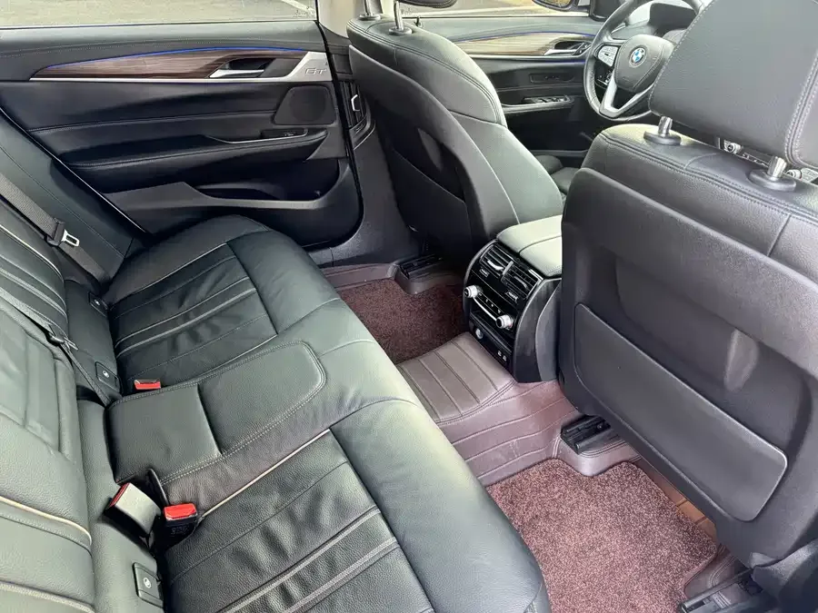 BMW 6 Series GT 2022 630i Luxury Design Package 2023 — миниатюра 5