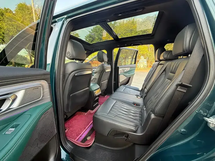 GAC Trumpchi GS8 Trumpchi GS8 2022 Pilot Series 2.0TGDI 2WD Premium Edition (7 Seaters) 2022 — миниатюра 4
